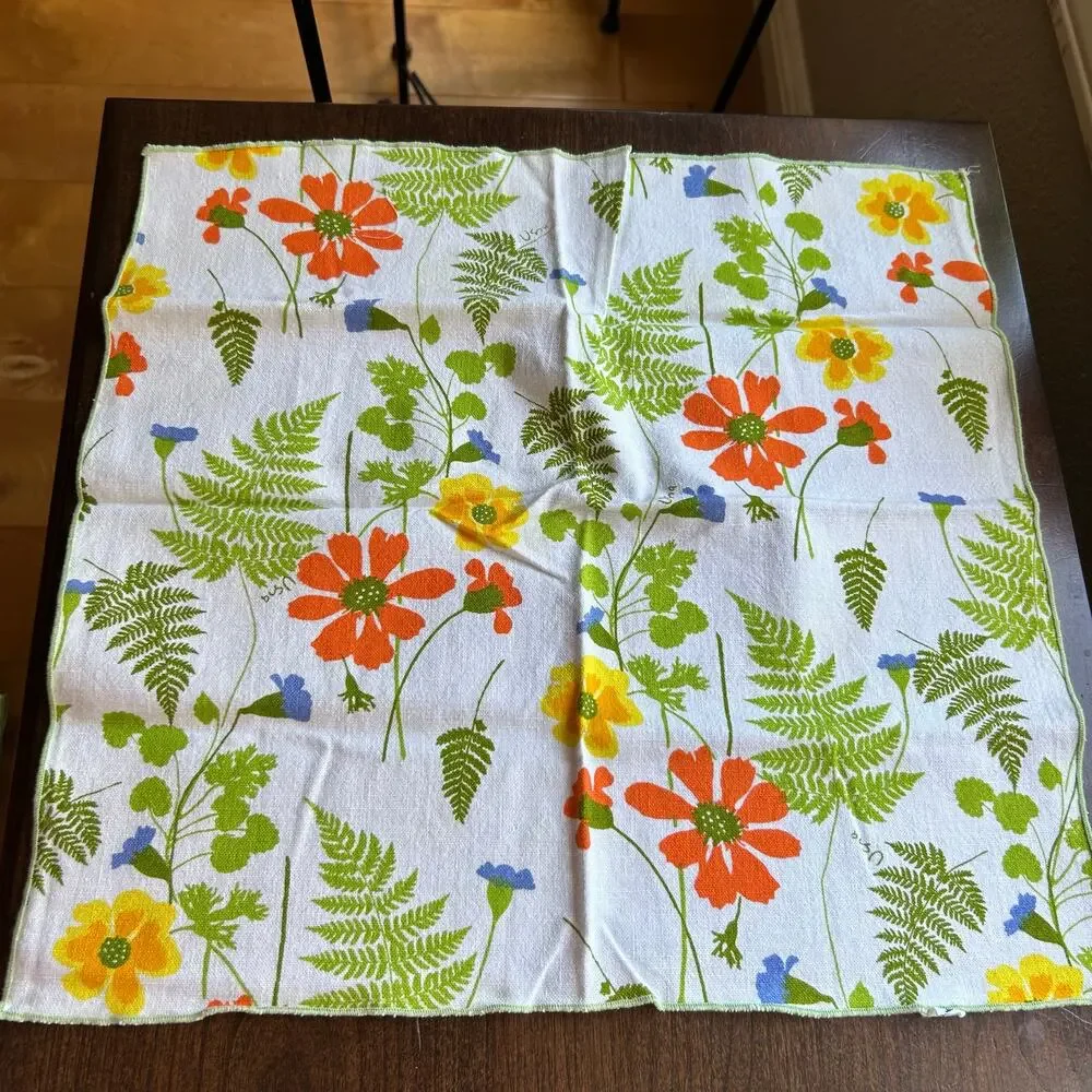 4 new Vera Neumann cotton napkin floral and fern botanical print